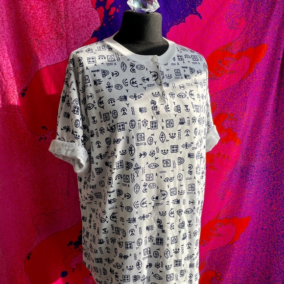 Vintage 80s Henley Marine Patterned Graphic Tee Unisex - Picture 4 of 5
